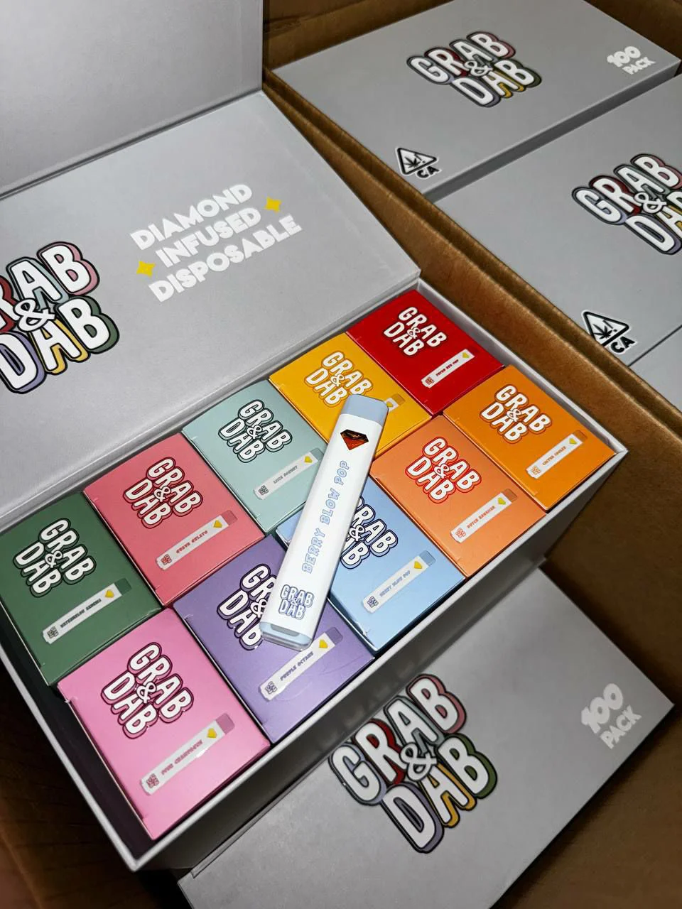 GRAB AND DAB 2g - GRAB AND DAB 2g-Open-Box-of-Grand-and-Dab-Disposable-Vapes